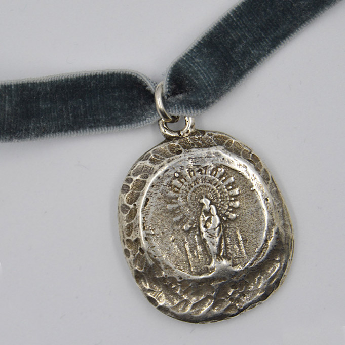 medalla virgen del pilar